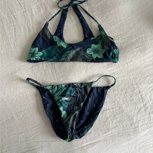 O'Neill Navy and Green Patterned Swimwear- Reversal